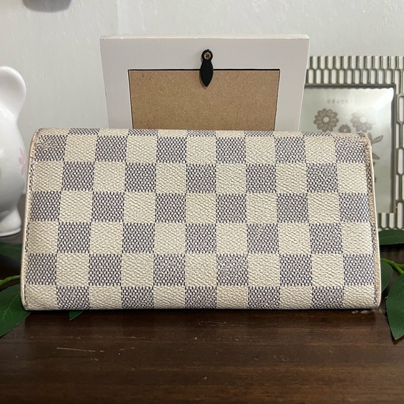 Louis Vuitton Damier Azur Sara Long Wallet - Picture 13 of 17